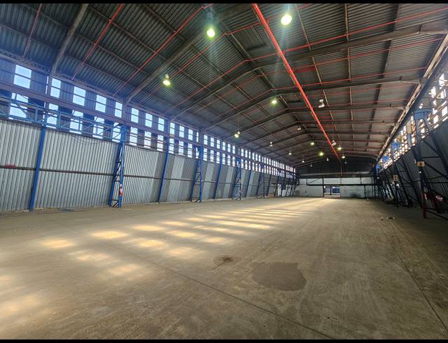 2,602M² WAREHOUSE TO LET IN TUNNEY